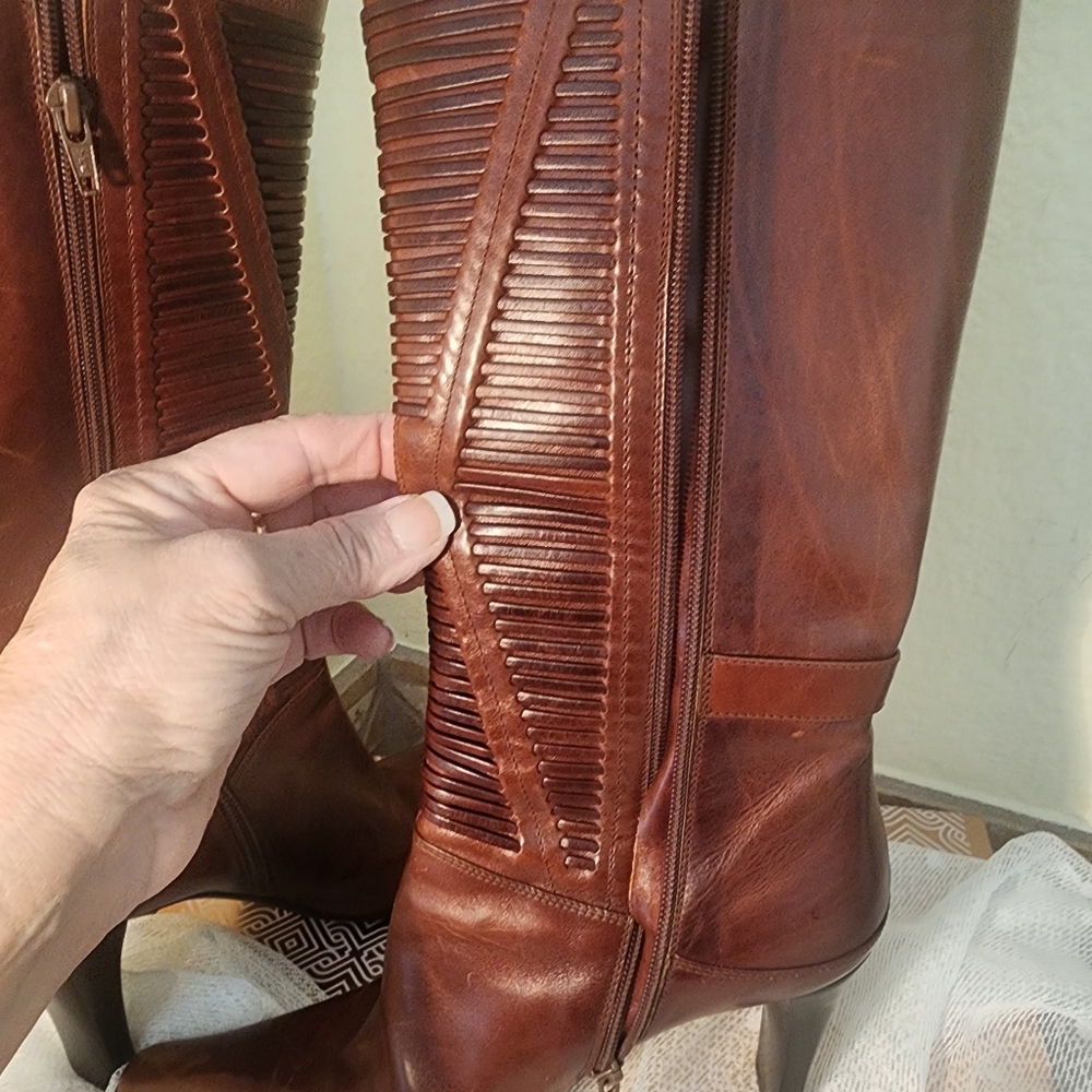Vintage Via Spiga Leather Boots - Picture 9 of 10